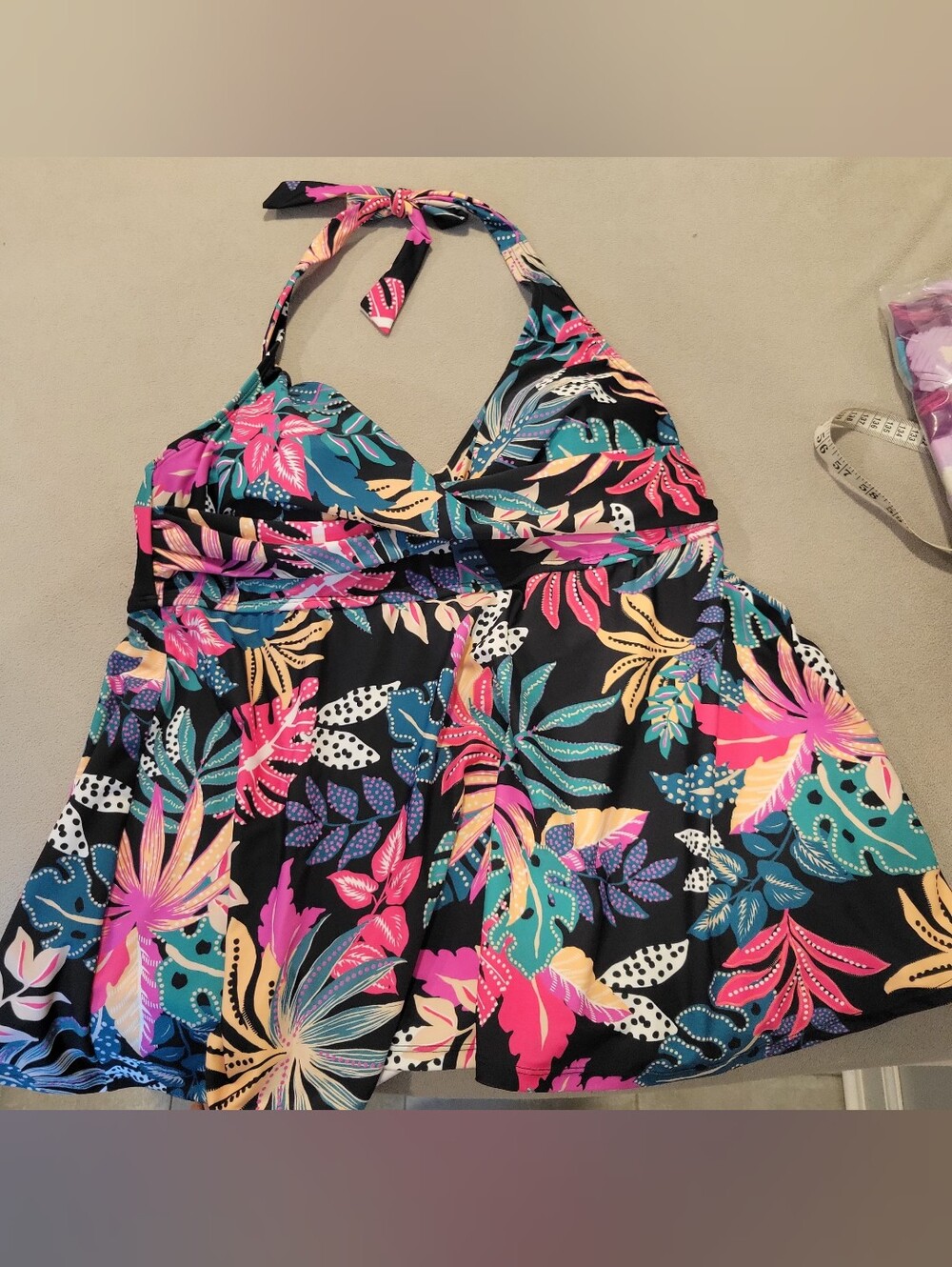 Shapermint Twist front v neck halter Tanikini Top swimwear NWT size 2XL